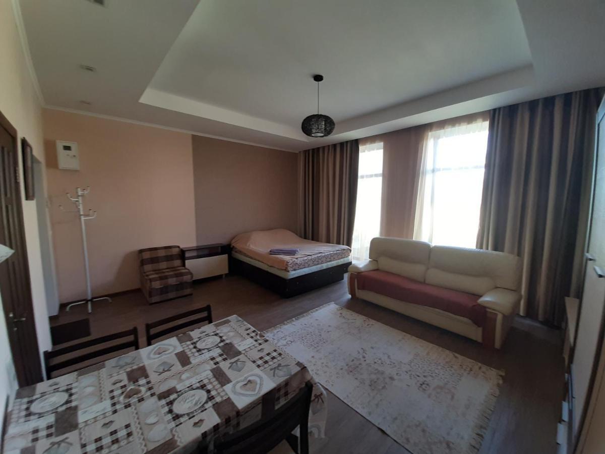 Guest House ชรอโนมอสค์ ภายนอก รูปภาพ